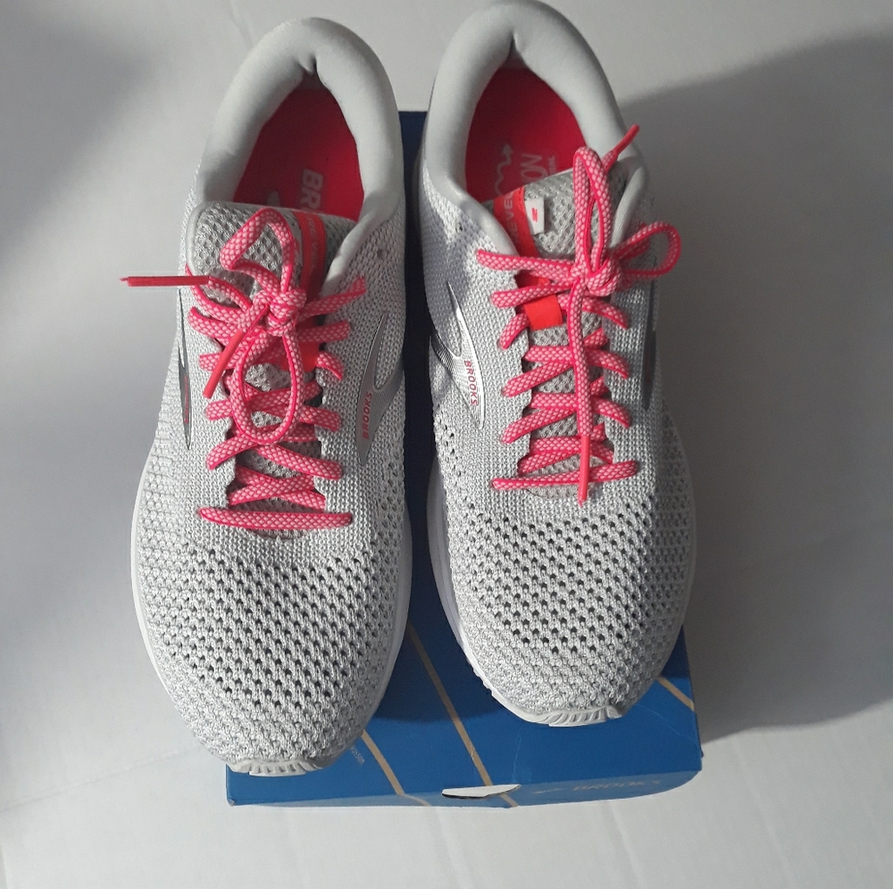 Brooks cushion me/neutral Revel 2